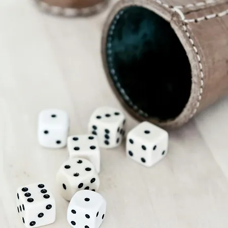 Peaceful Spot With Garden Near Rageleje بيت للعطل