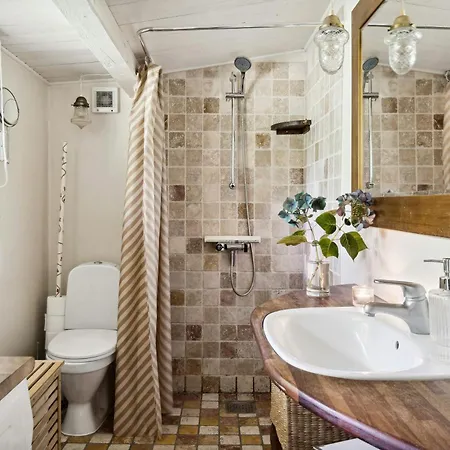 Peaceful Spot With Garden Near Rageleje * Vejby